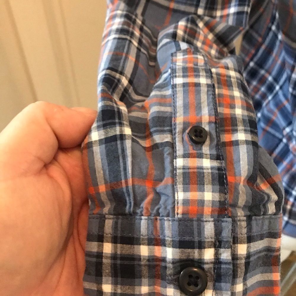 Set of 2 Boys Children’s Place long sleeve shirts - Picture 6 of 7